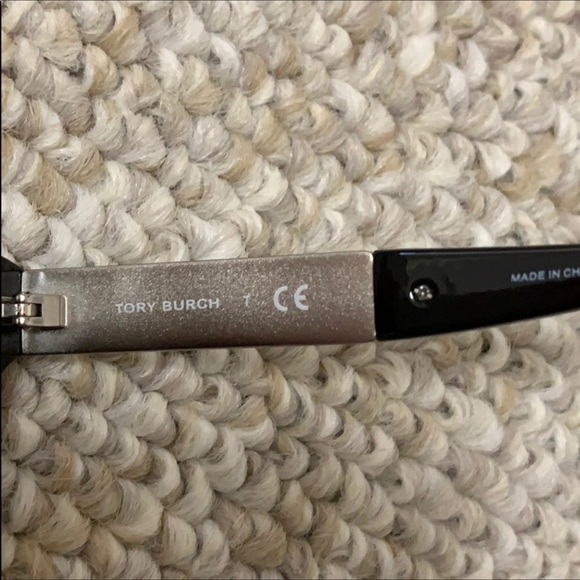 ✨Tory Burch Sunnies✨ - Picture 5 of 7